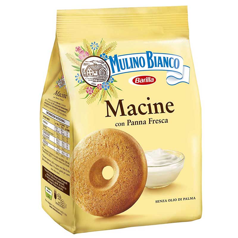 Mulino Bianco Abbracci Biscuits with Chocolate and Fresh Cream
