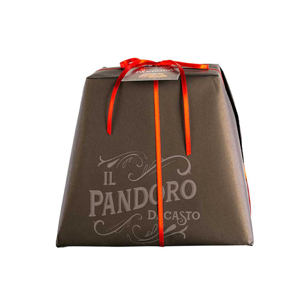 Italian Classic Pandoro Cake with Frosted Sugar by Dacasto, 1.54 lb (700 g)