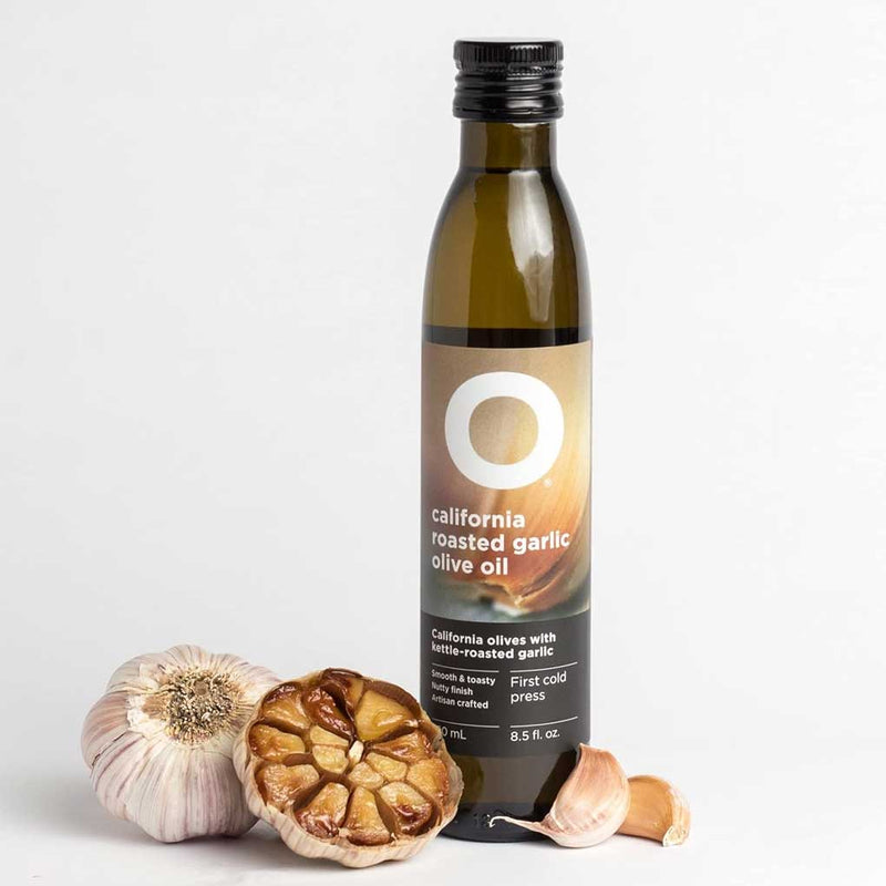O California Roasted Garlic Olive Oil by O Olive Oil & Vinegar, 8.5 fl oz (250 ml)